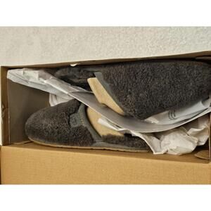 Official UGG Women's Cozy Shearling Slippers Gray Size 5